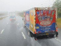 Raining on the road 下雨路上10